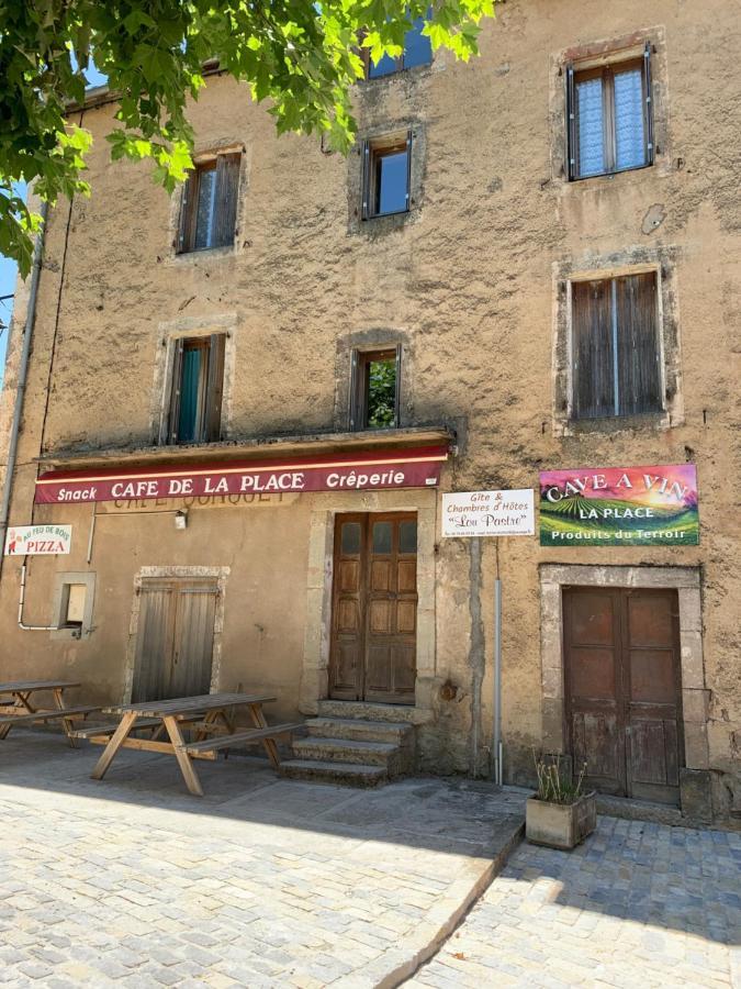 Cafe De La Place Gite & Chambres D'Hotes "Lou Pastre" Lanuéjols Dış mekan fotoğraf